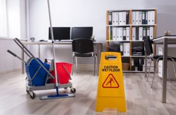 How to choose the right business cleaning company