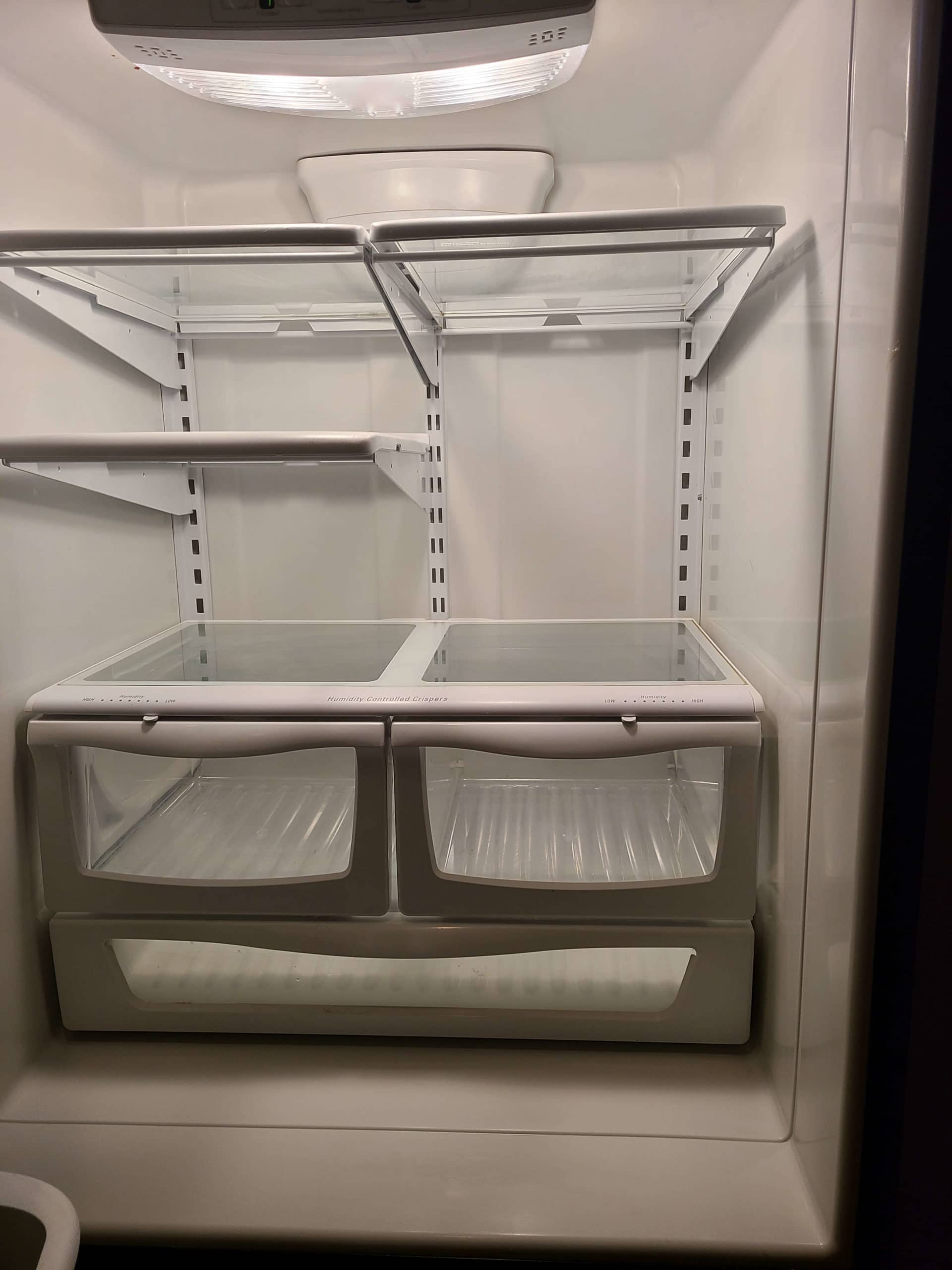 Canadian Carpet Cleaning Fridge Cleaning after being cleaned 