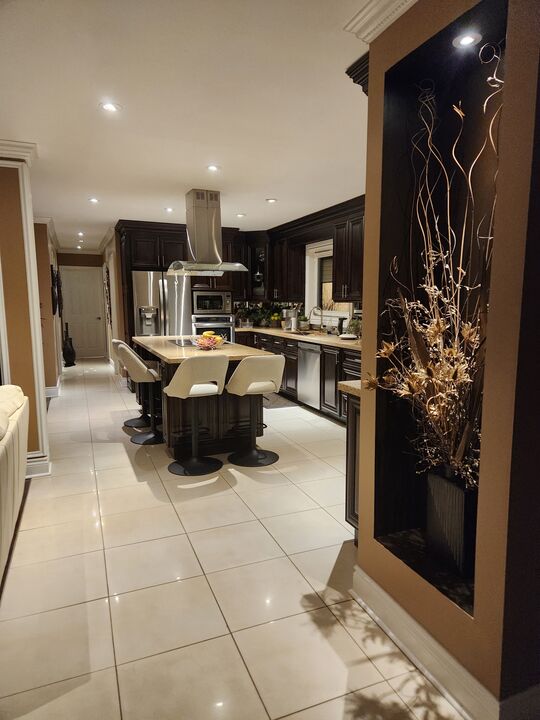 Home cleaned by Canadian Carpet Cleaning