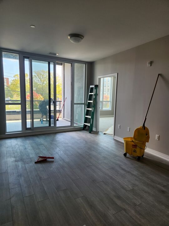 Residential cleaning services by Canadian Carpet Cleaning